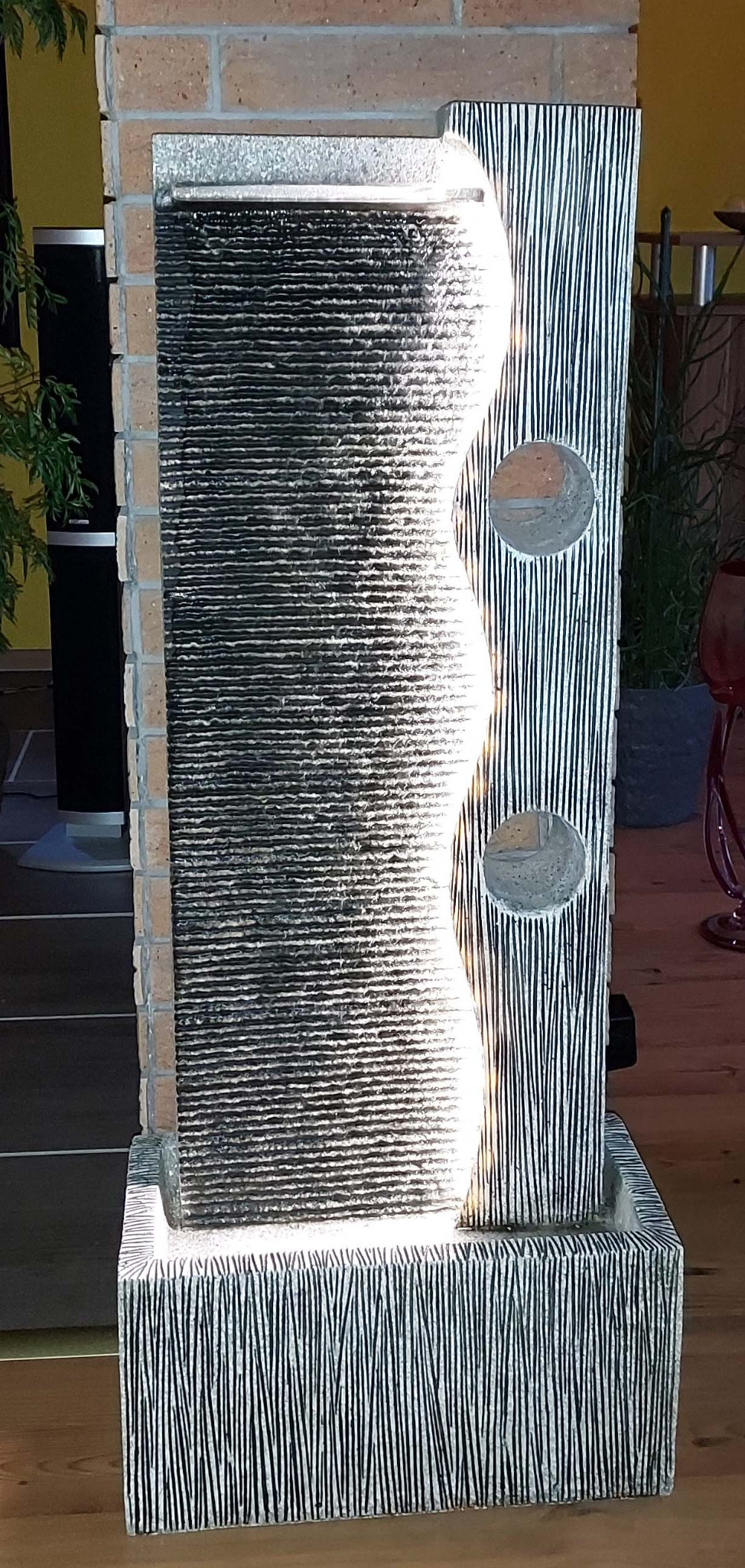 Dehner Eclipse Gartenbrunnen mit LED grau 100 cm