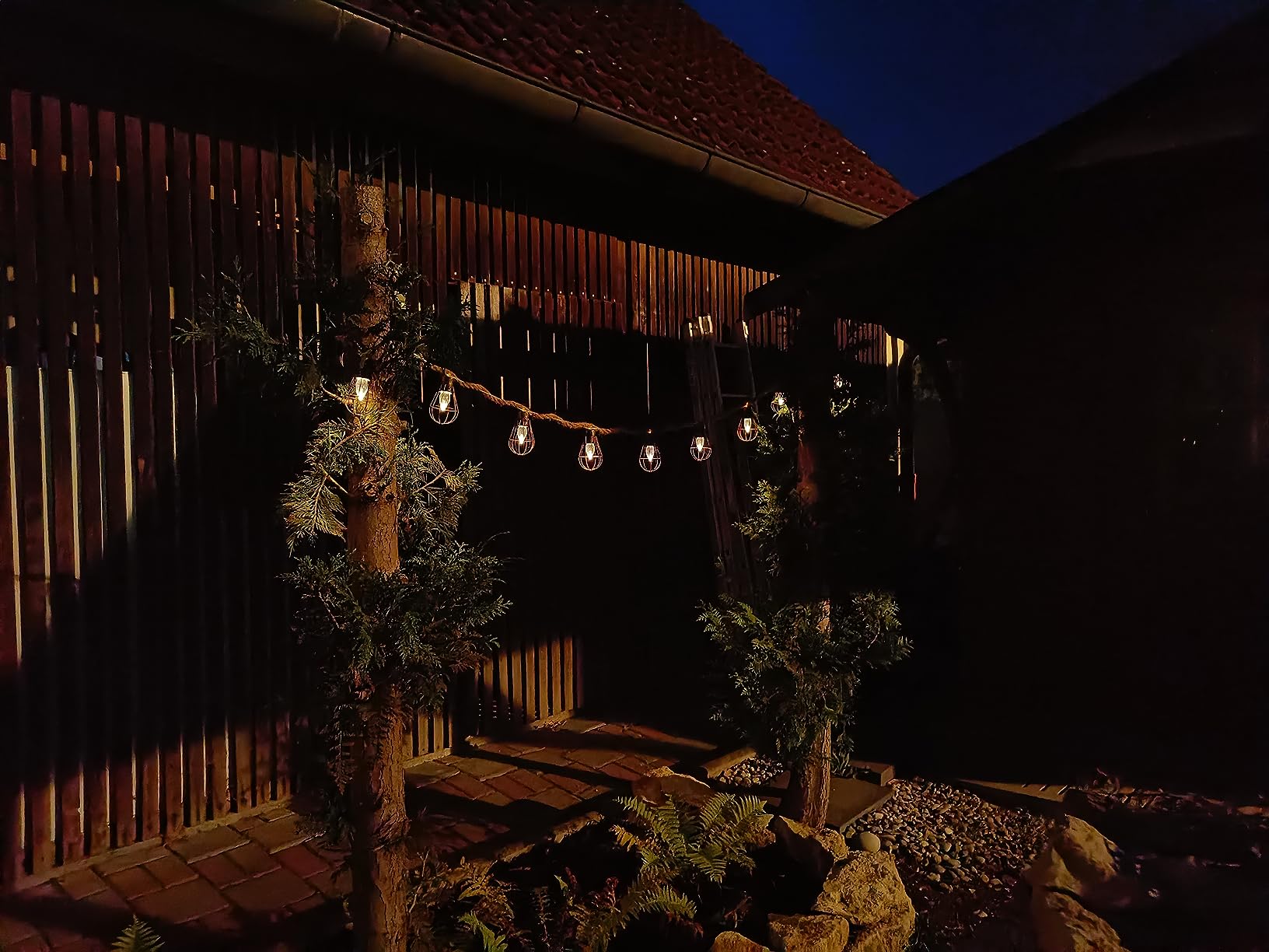 Dehner Premium Lovely Solar Retro Lichterkette 10 LED warmweiß 330 cm