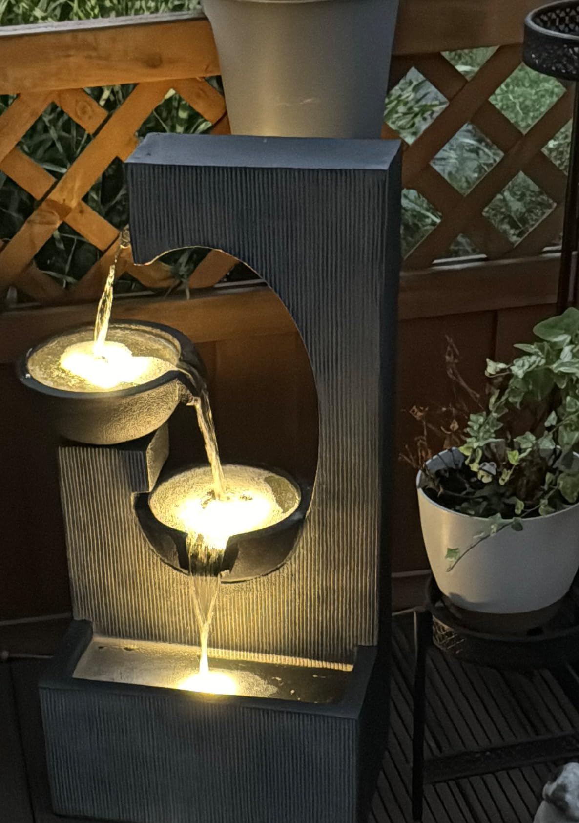 Dehner Premium Lovely Lorca Solarbrunnen 81x45cm LED grau