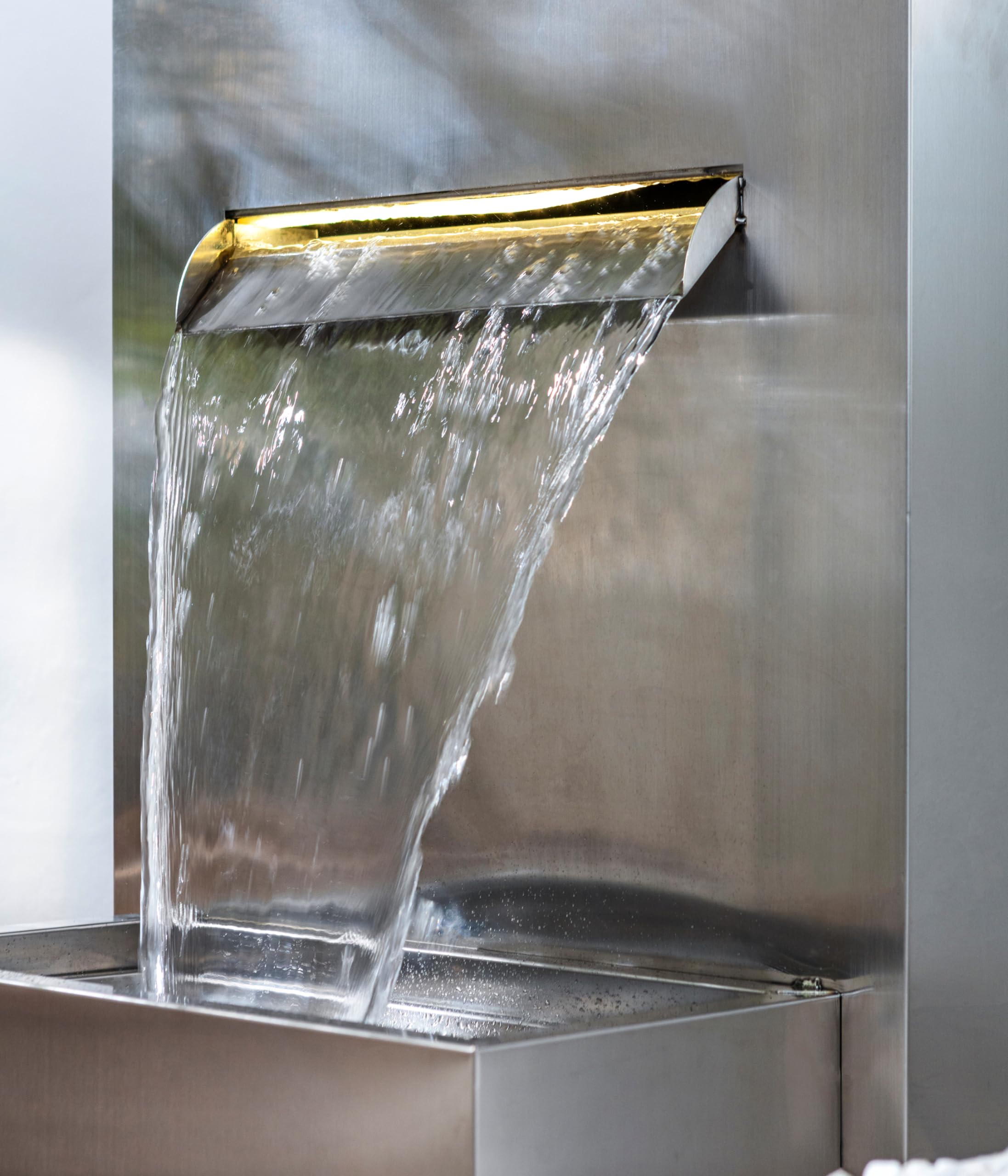 Dehner Gartenbrunnen Dallas 89x46x44 cm Edelstahl LED silber