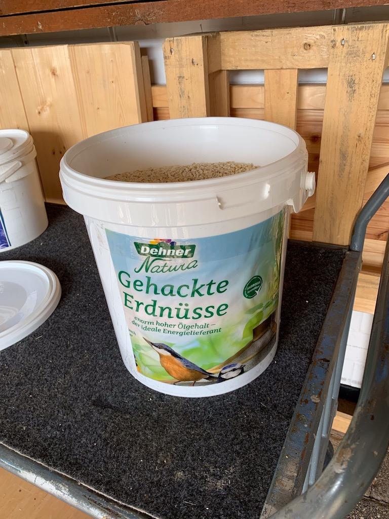 Dehner Natura Premium Wildvogelfutter Erdnüsse 10kg schalenfrei