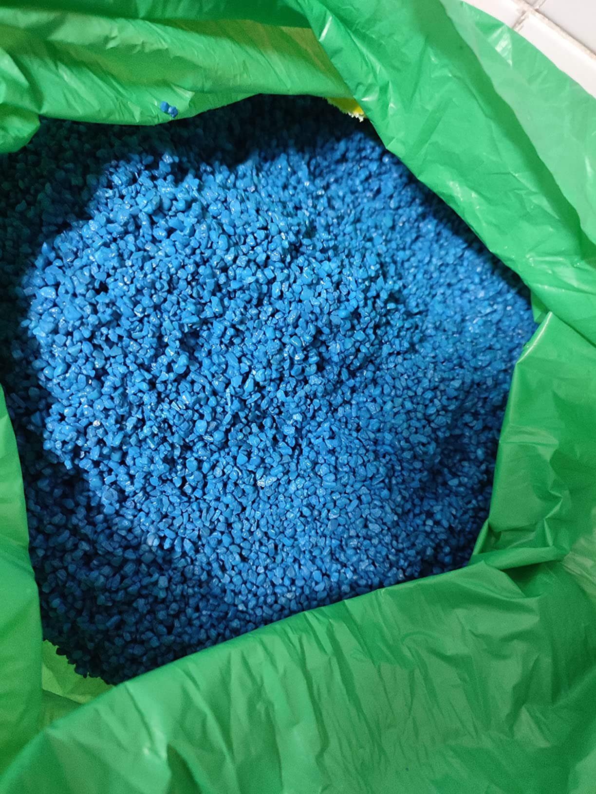 Dehner Aqua Aquarienkies 2-4mm 5kg enzianblau