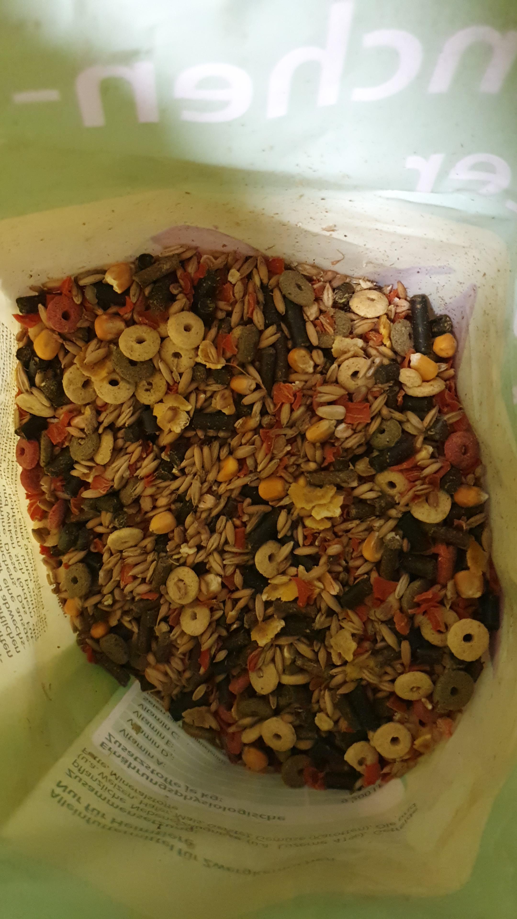 Dehner Zwergkaninchenfutter Adult 5kg Luzerne-Karotte zuckerfrei