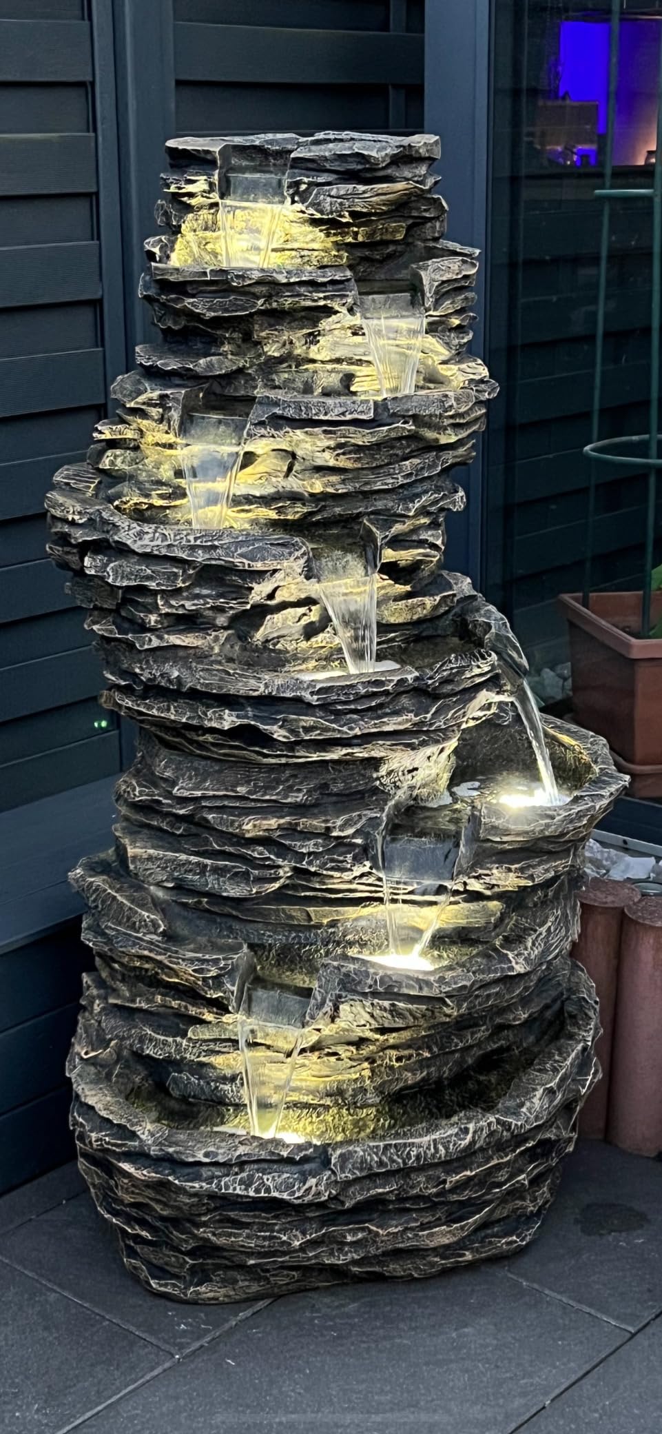 Dehner Torino Gartenbrunnen LED Polyresin 144 cm