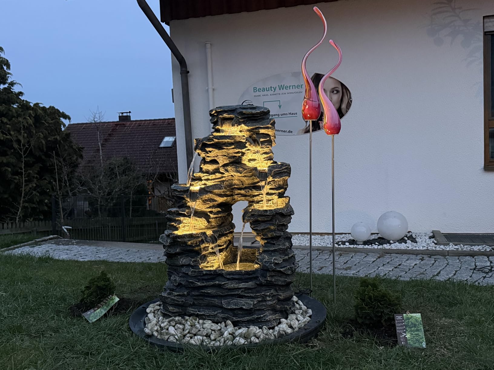 Dehner Salto Gartenbrunnen grau 99 cm LED Steinoptik