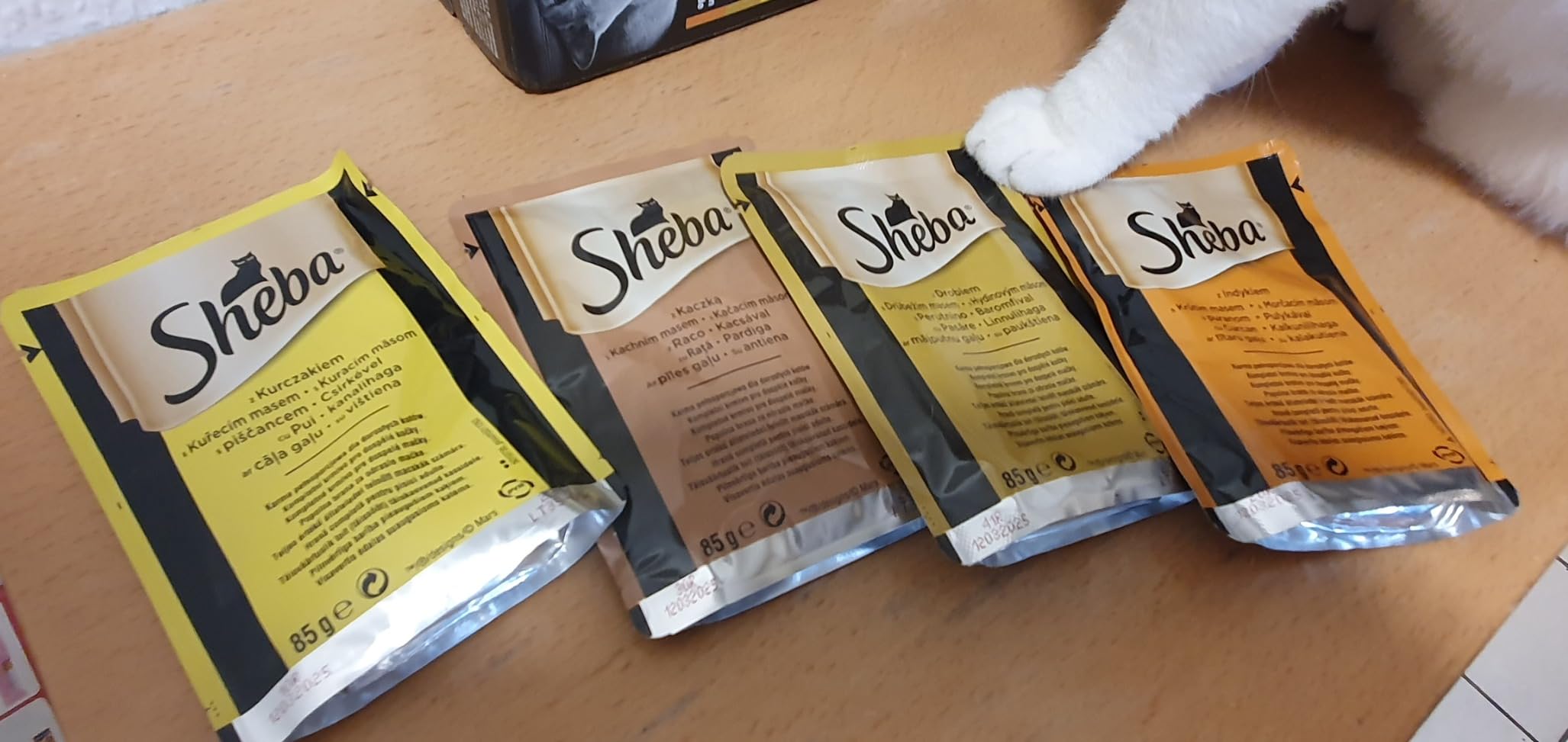 Sheba Delikatesse in Sauce Nassfutter Geflügel 48x85g Sauce