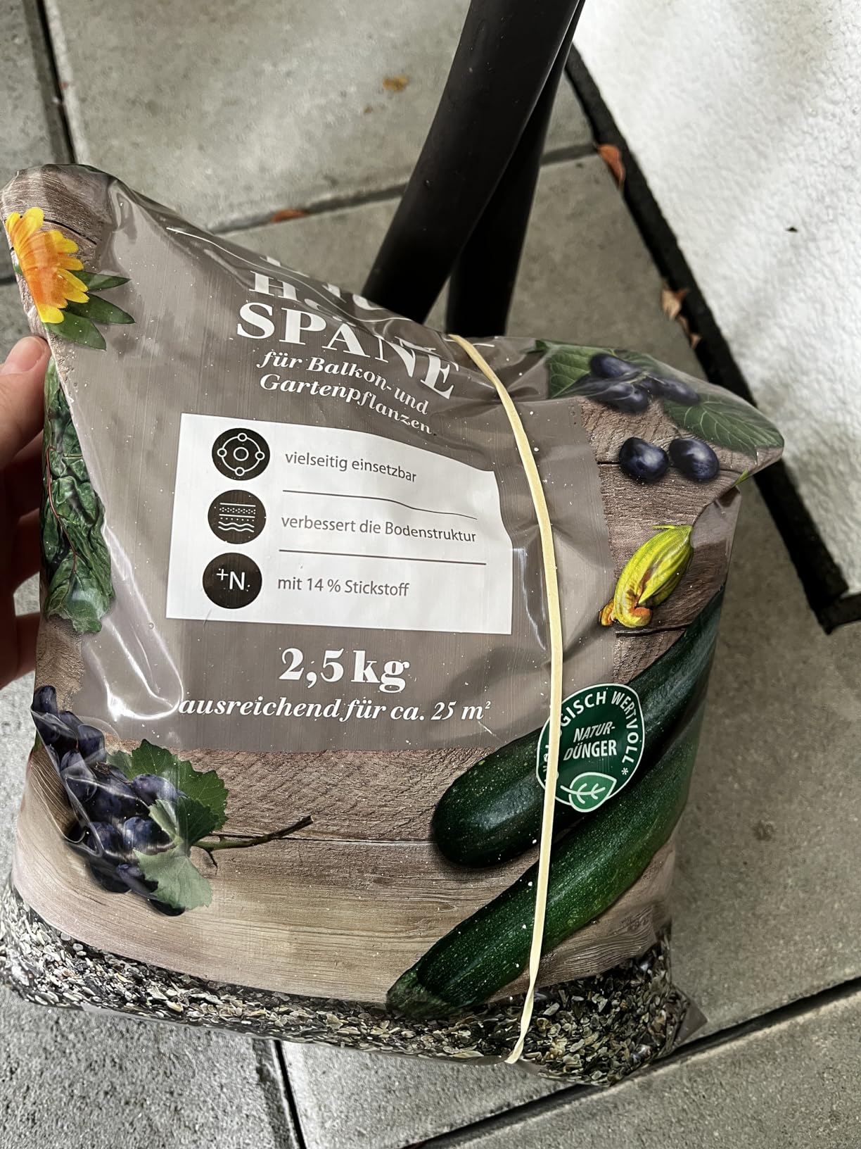 Dehner Bio Hornspäne Dünger 2,5kg stickstoffreich