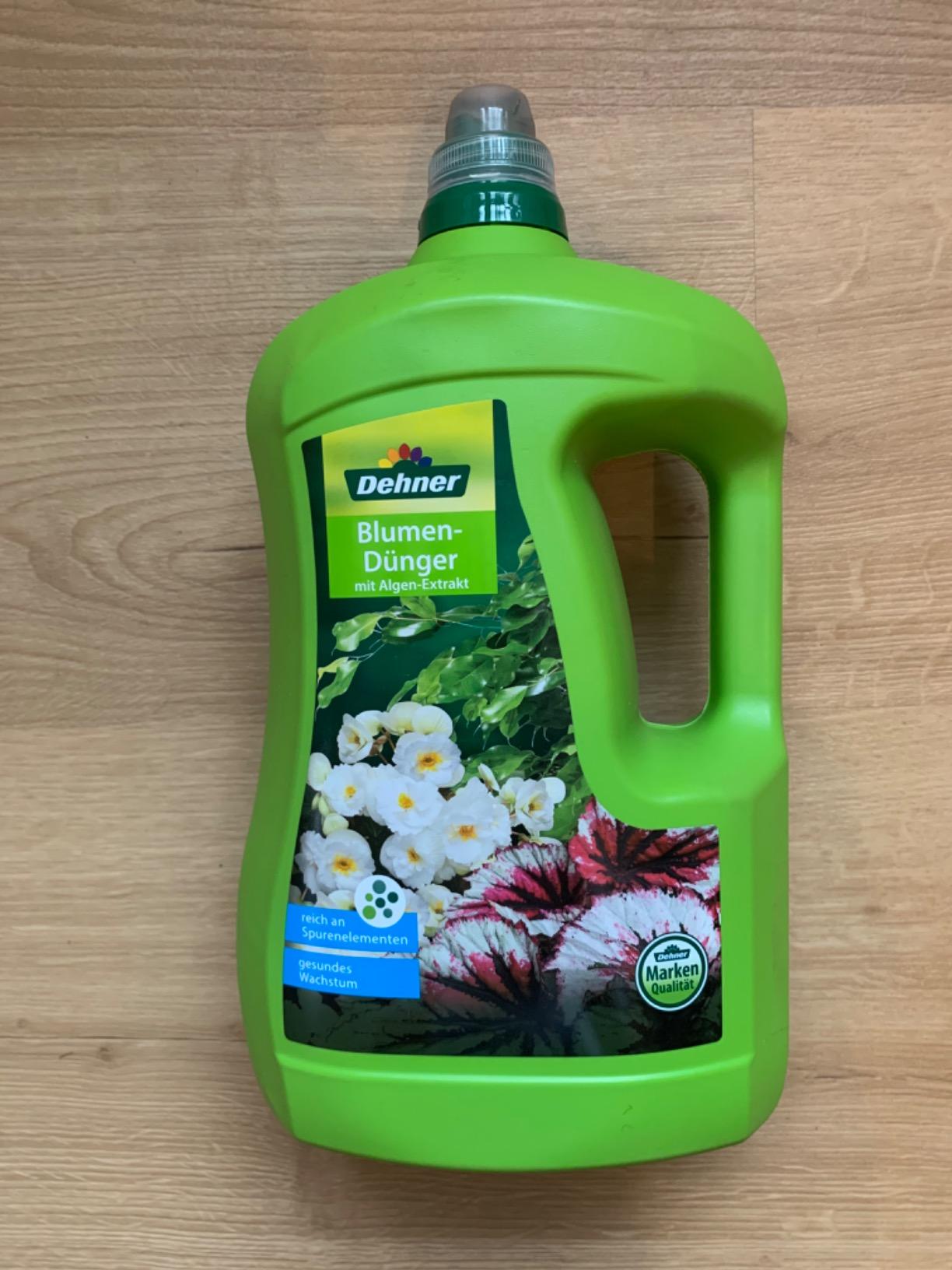 Dehner Blumendünger mit Algen flüssig 3 l