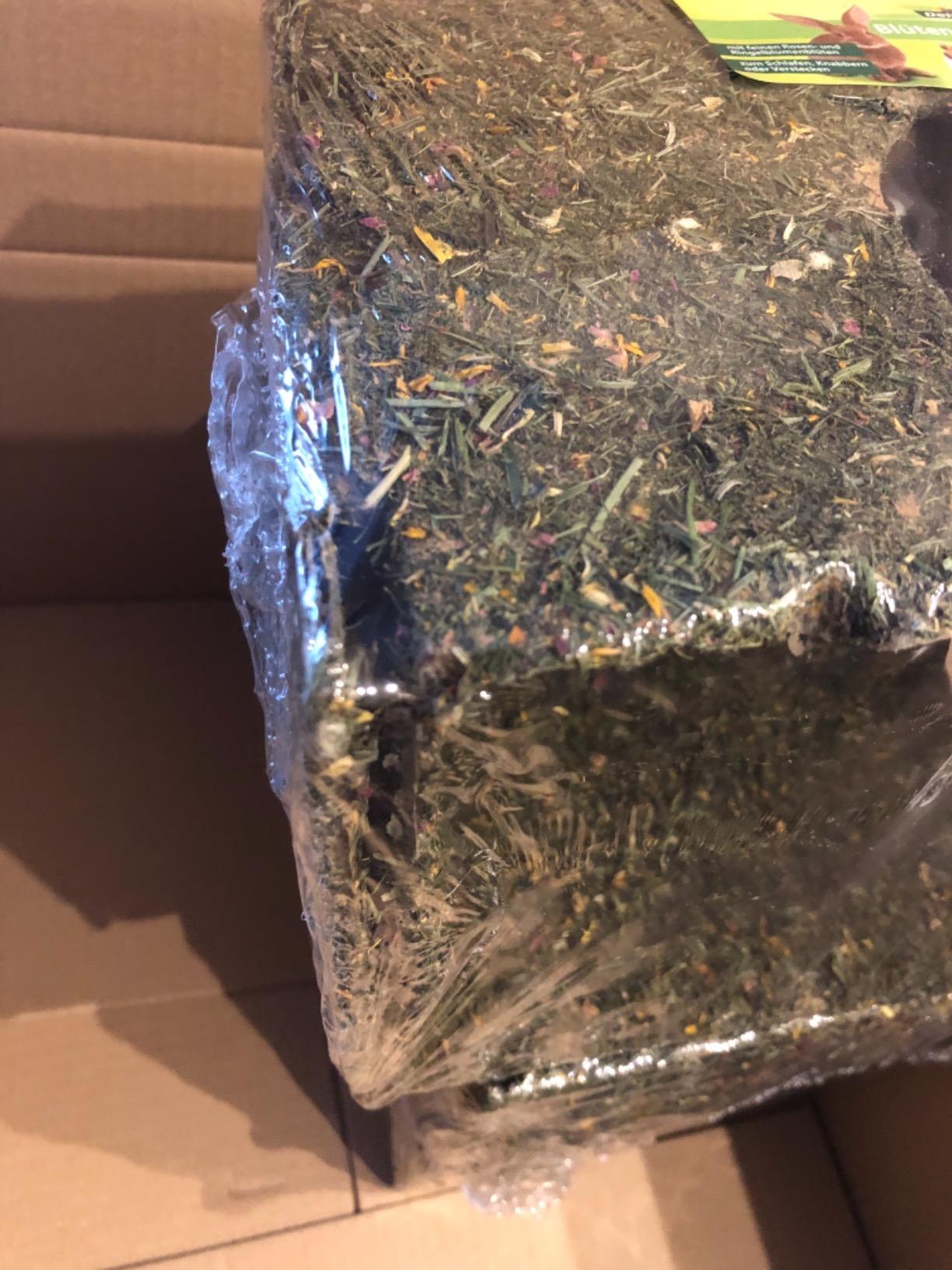 Dehner Premium Lovely Blüten-Heuhaus 300g Nager Snack