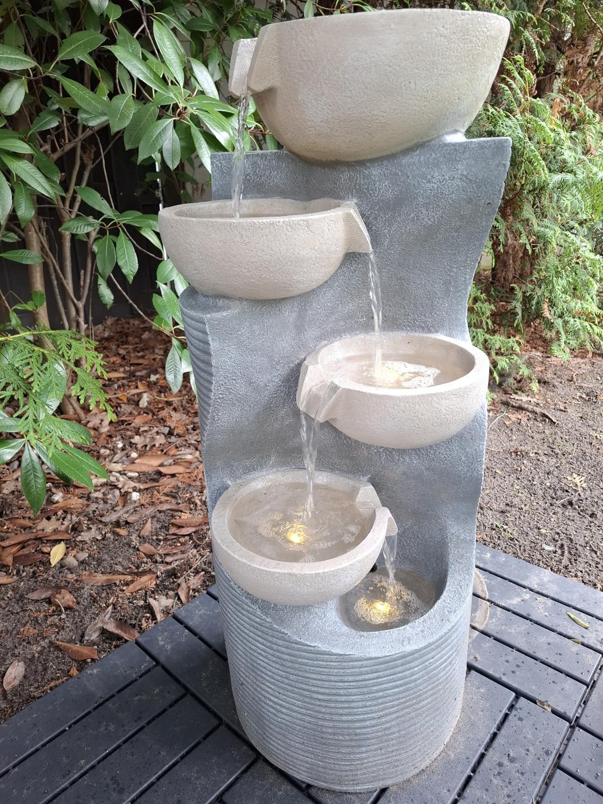 Dehner Premium Lovely Salo Gartenbrunnen grau mit LED