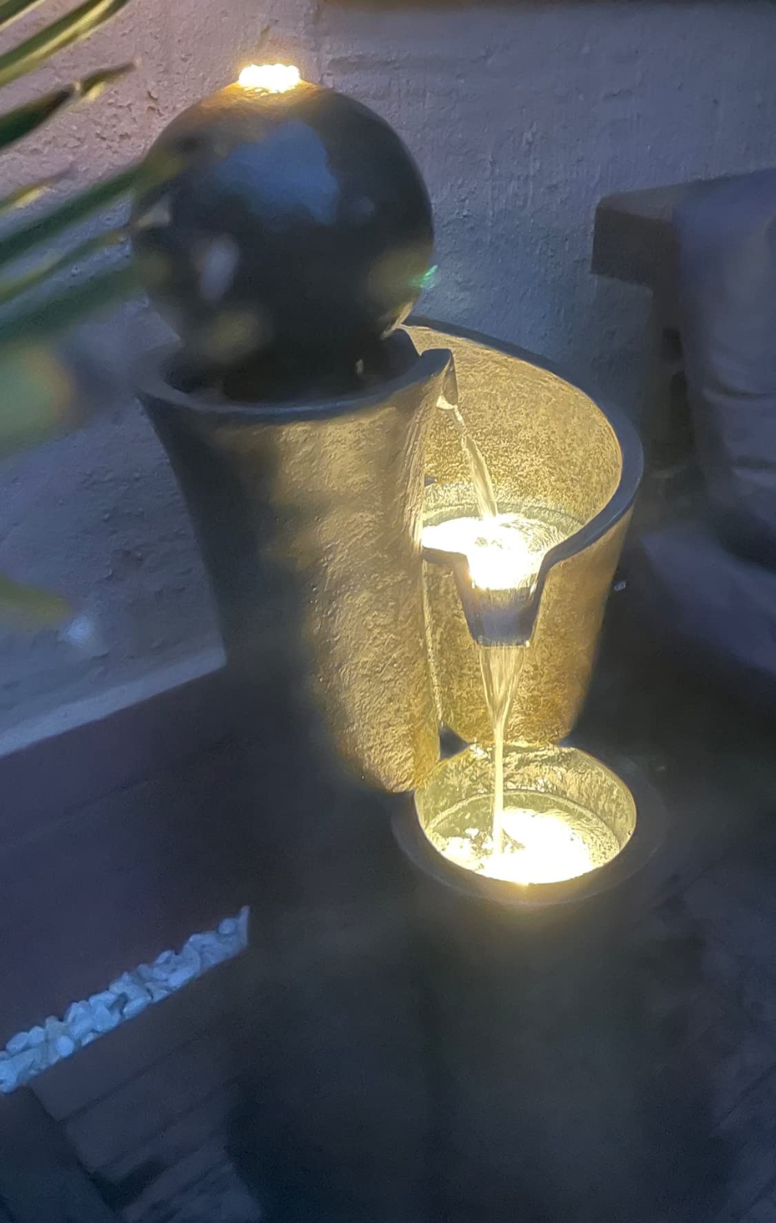 Dehner Gartenbrunnen Acapulco LED Polyresin grau/braun