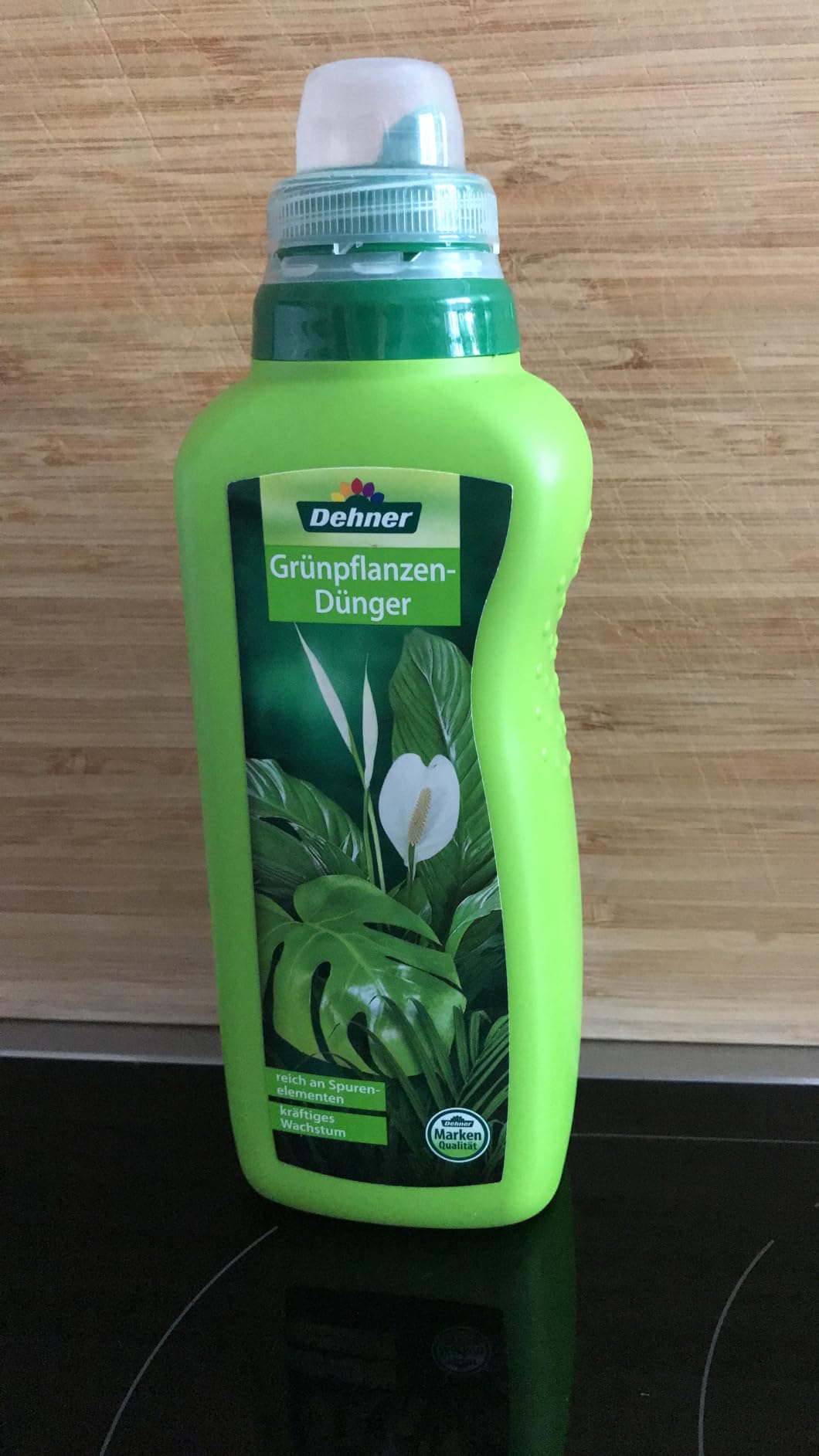 Dehner Grünpflanzen-Dünger flüssig 500 ml für 100 l