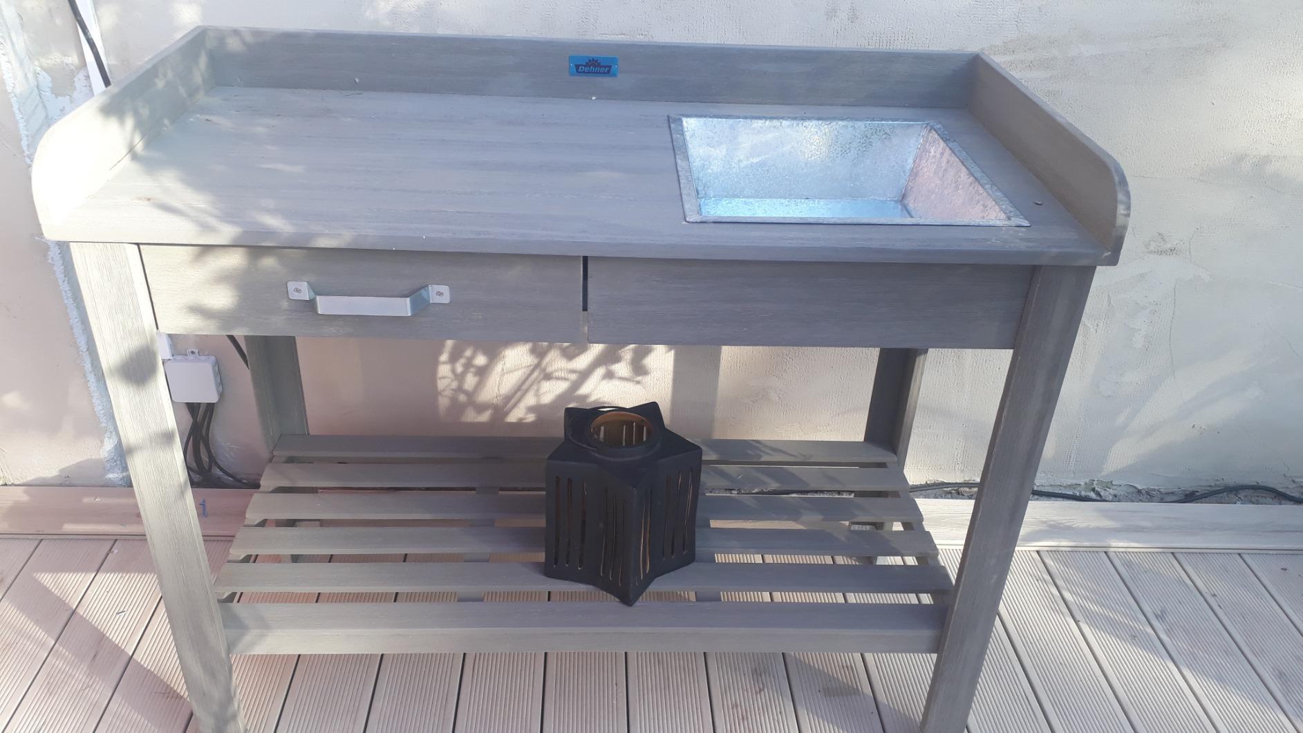 Dehner Montreal Holzpflanztisch grau 110 cm Akazie