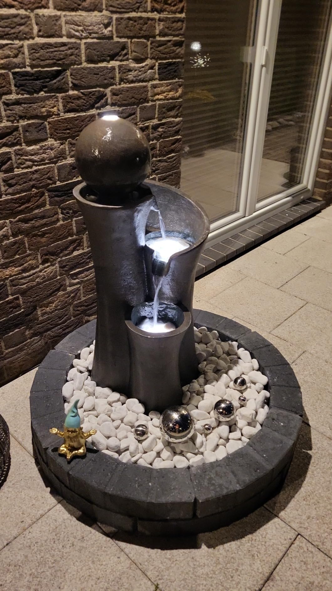 Dehner Gartenbrunnen Acapulco LED Polyresin grau/braun