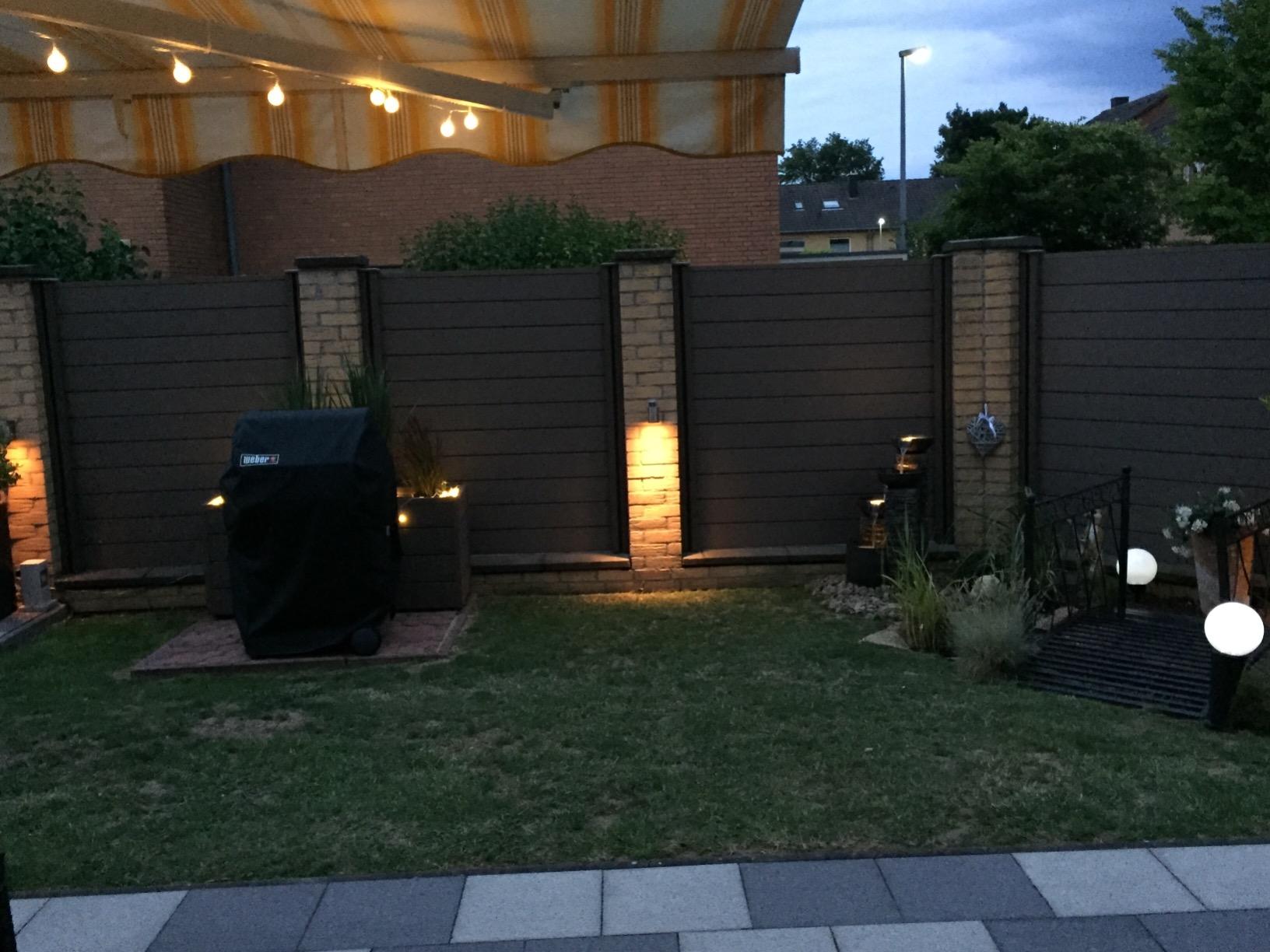 Dehner Piatto Gartenbrunnen Zierbrunnen mit LED 10 L