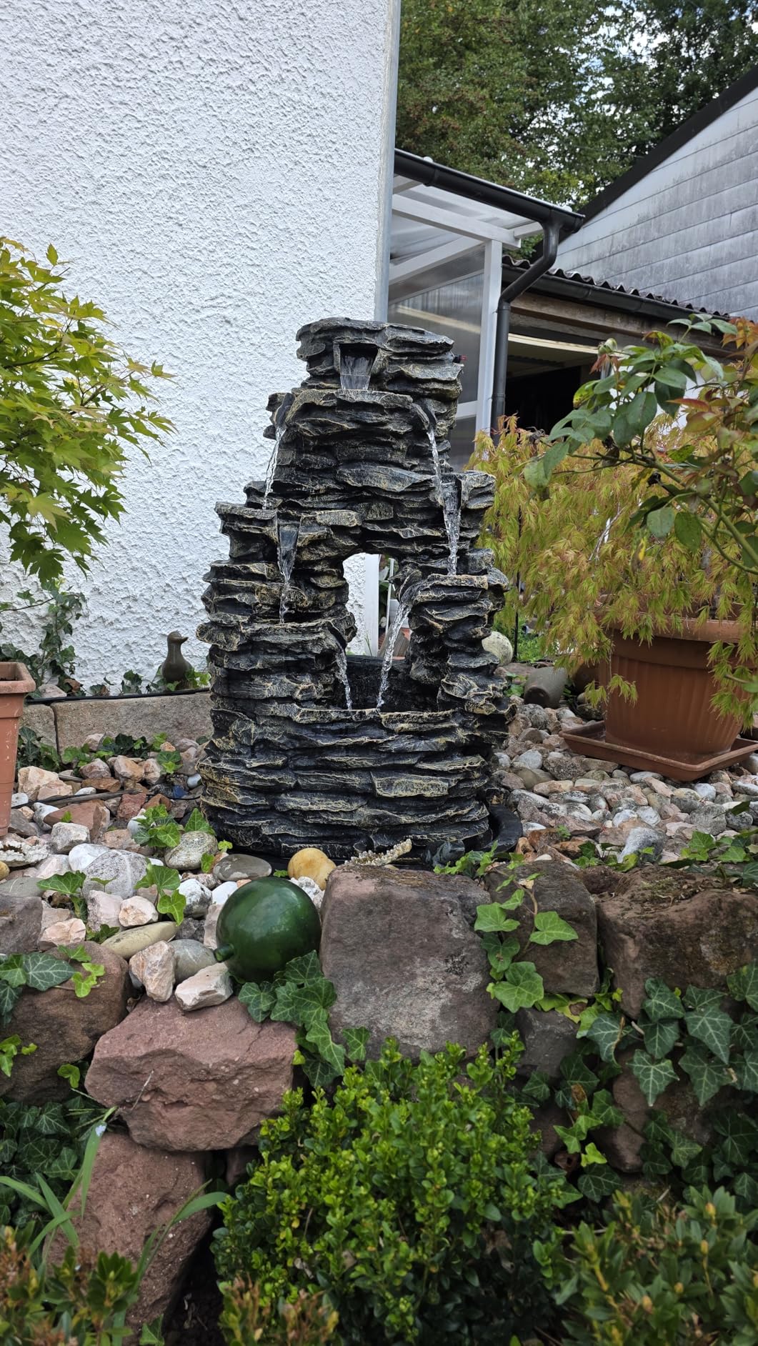 Dehner Salto Gartenbrunnen grau 99 cm LED Steinoptik