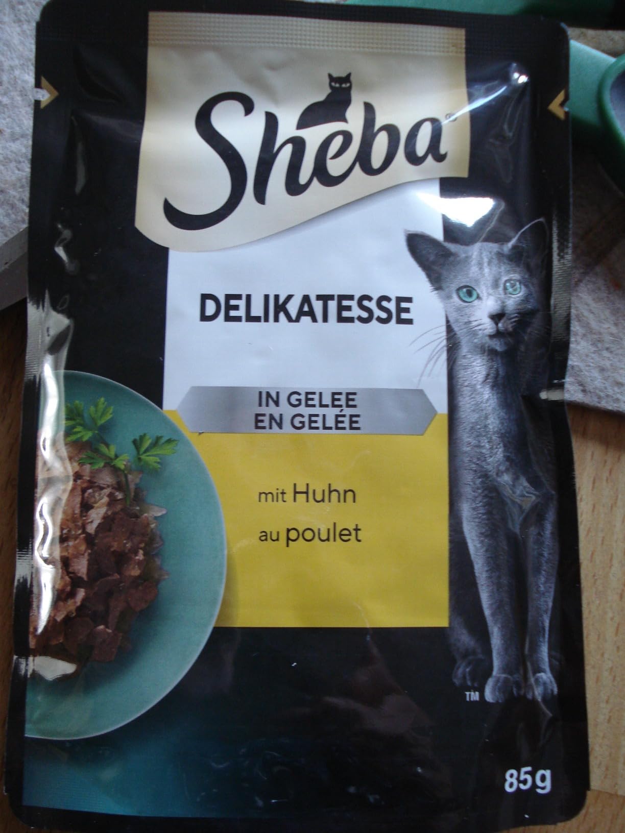 Sheba Delikatesse Huhn Nassfutter Gelee 28x85g ausgewachsen