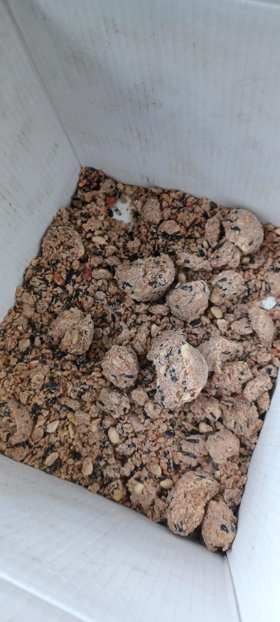 Dehner Natura Premium Meisenknödel ohne Netz 100x90g Karton