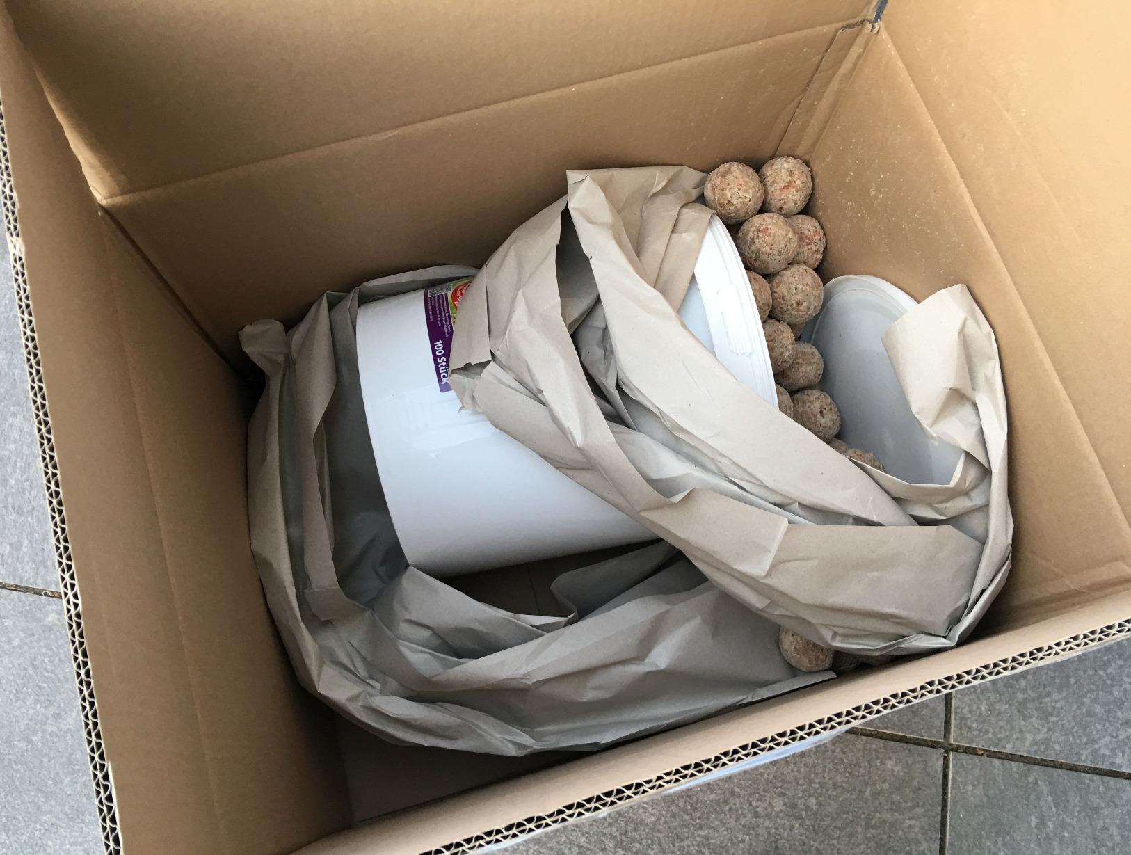 Dehner Natura Meisenknödel Beere ohne Netz 100x90g Eimer
