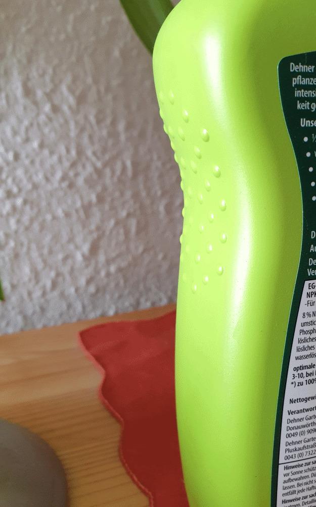 Dehner Grünpflanzen-Dünger flüssig 500 ml für 100 l