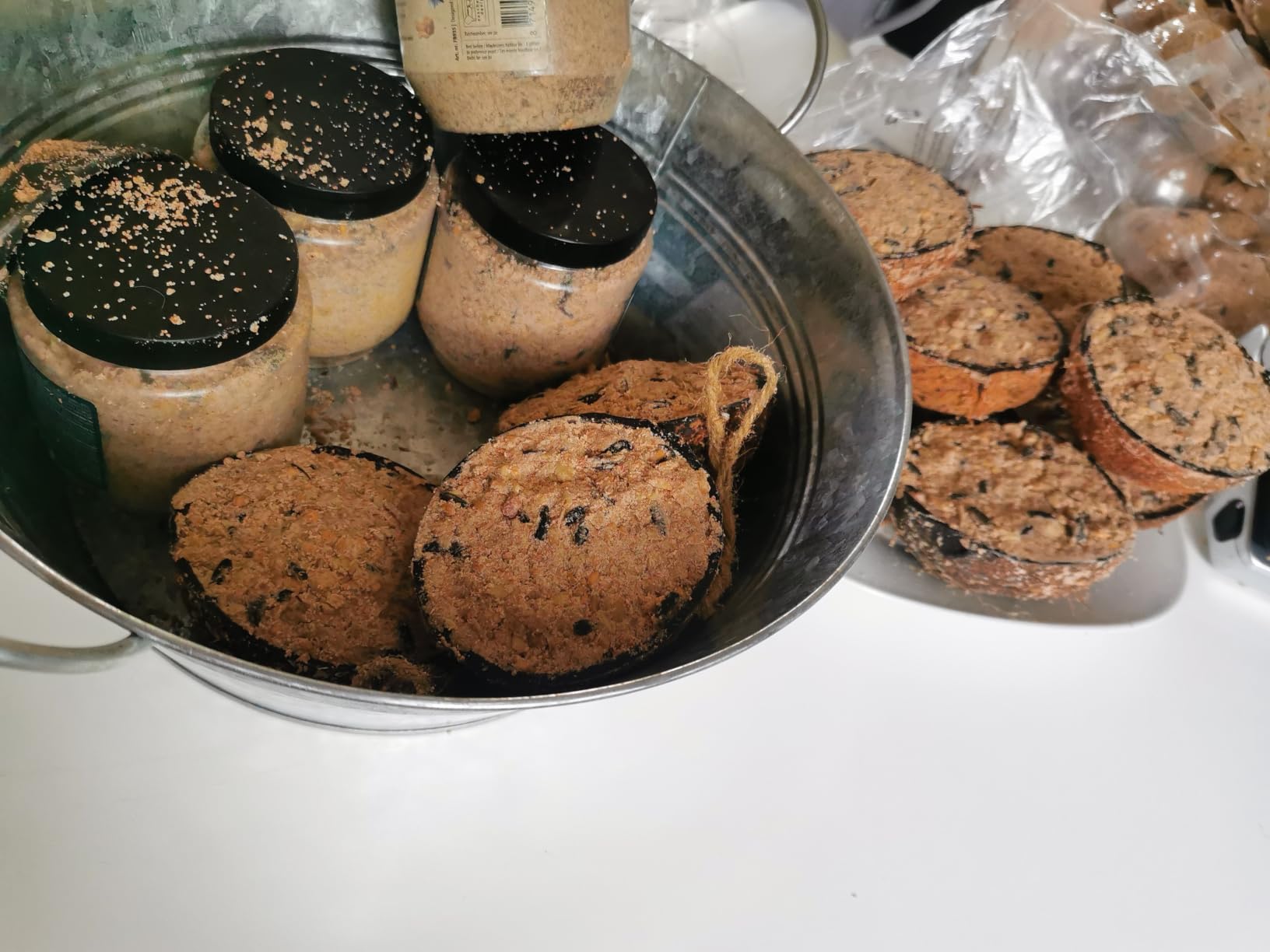 Dehner Natura Meisenknödel ohne Netz Beeren Wildvogelfutter 100x90g
