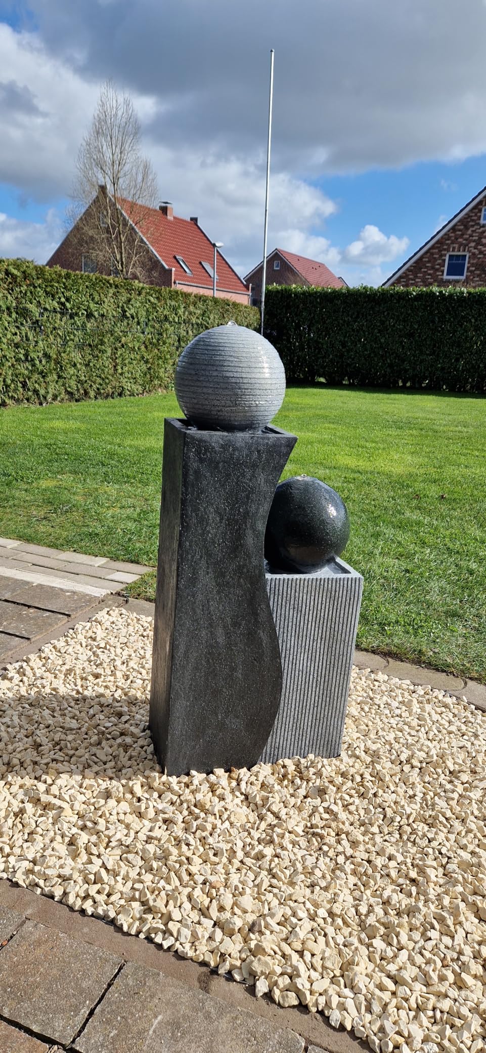 Dehner Ying Yang Gartenbrunnen 94 cm grau LED