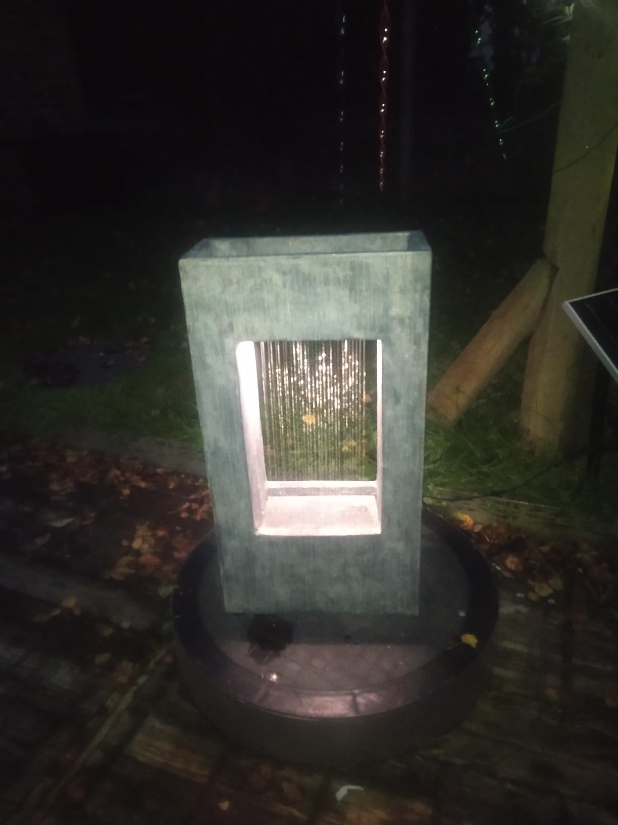 Dehner Vigo Gartenbrunnen Solar LED grau 77,9cm Polyresin