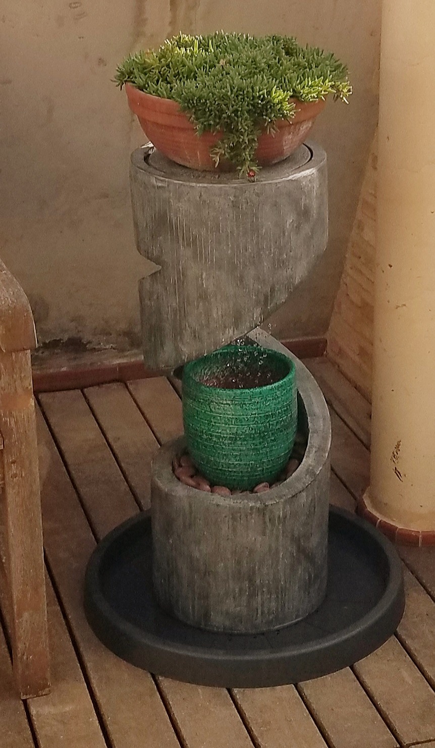 Dehner Mali Gartenbrunnen Polyresin 79,5 cm grau mit LED