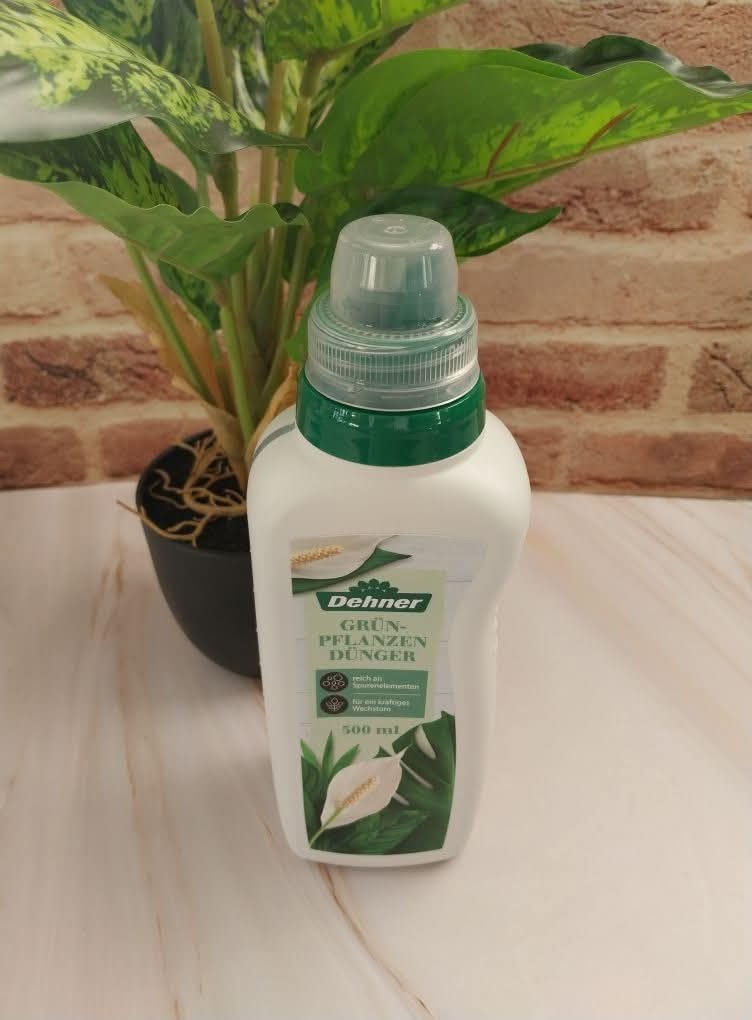 Dehner Grünpflanzendünger flüssig NPK 500 ml