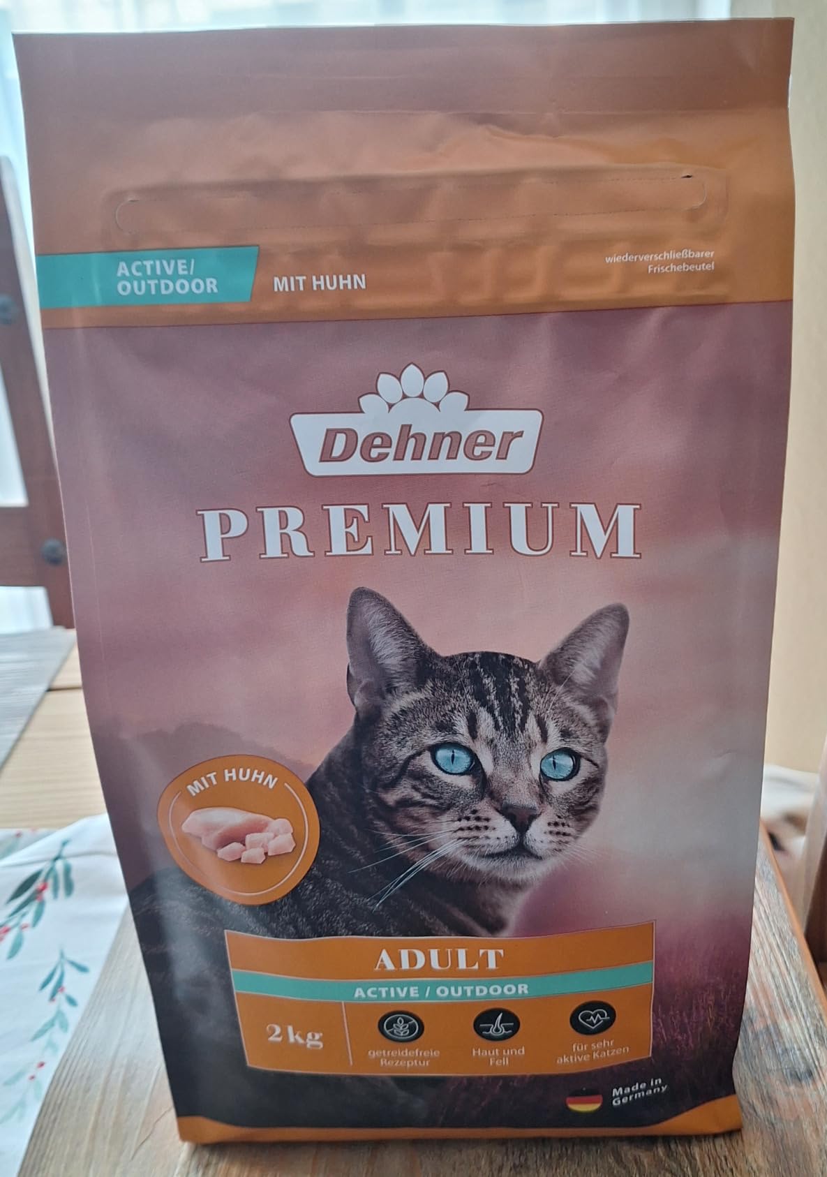 Dehner Premium Active Outdoor Trockenfutter Huhn 2 kg getreidefrei