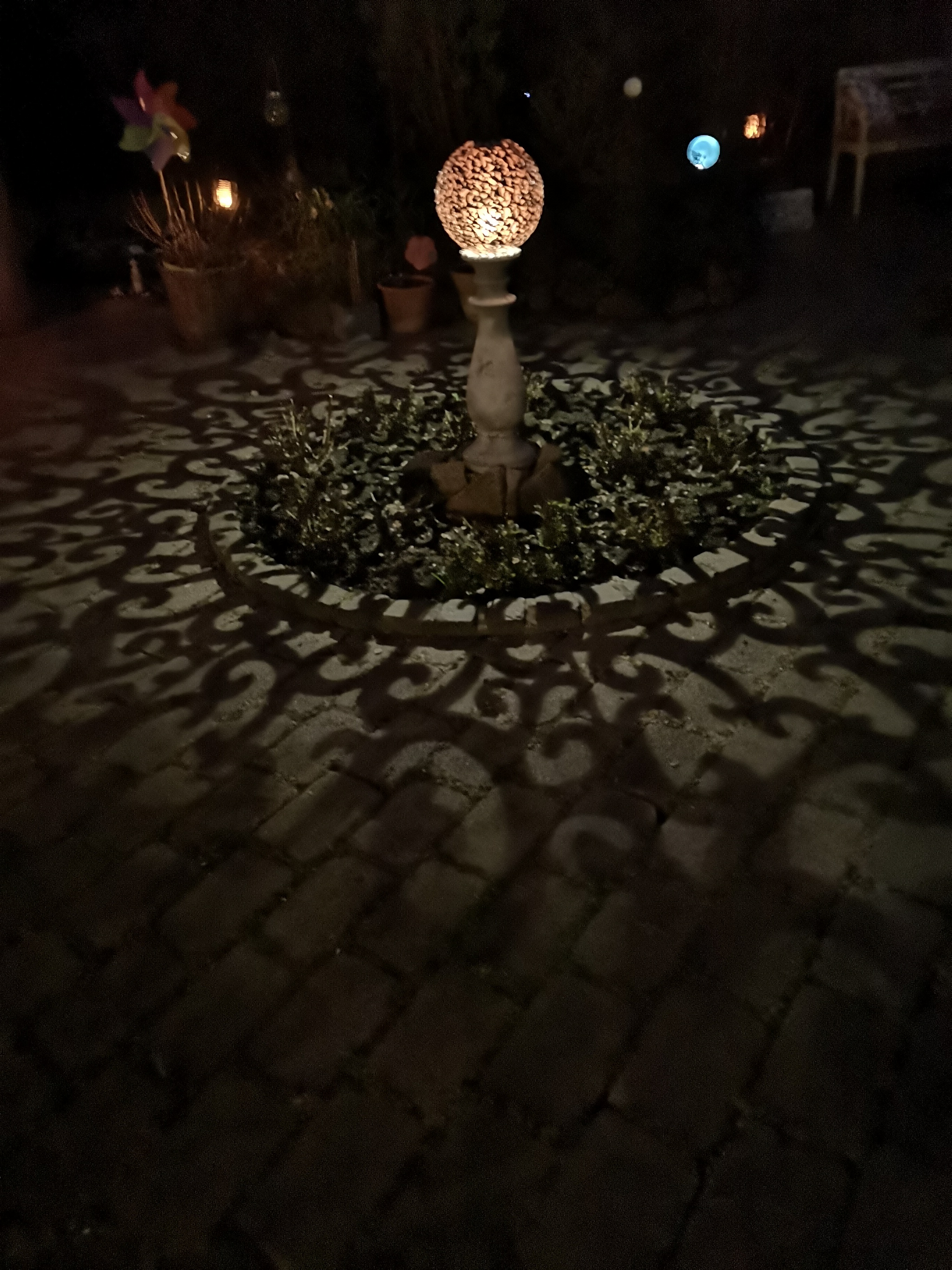 Dehner Solarkugel Luanda Solarleuchte Ø 30 cm silber-kupfer