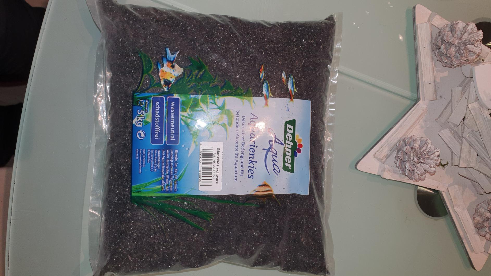Dehner Premium Lovely Aquarienkies schwarz 2-3 mm 5 kg